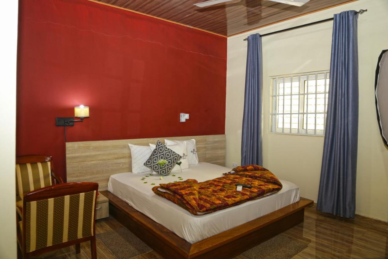 Grand Star Hotel North Legon Esterno foto