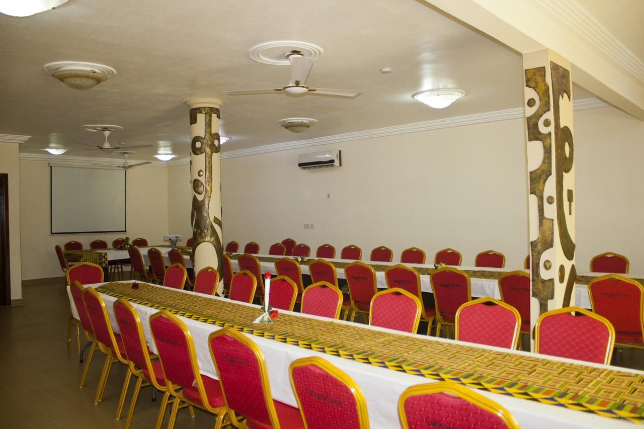 Grand Star Hotel North Legon Esterno foto