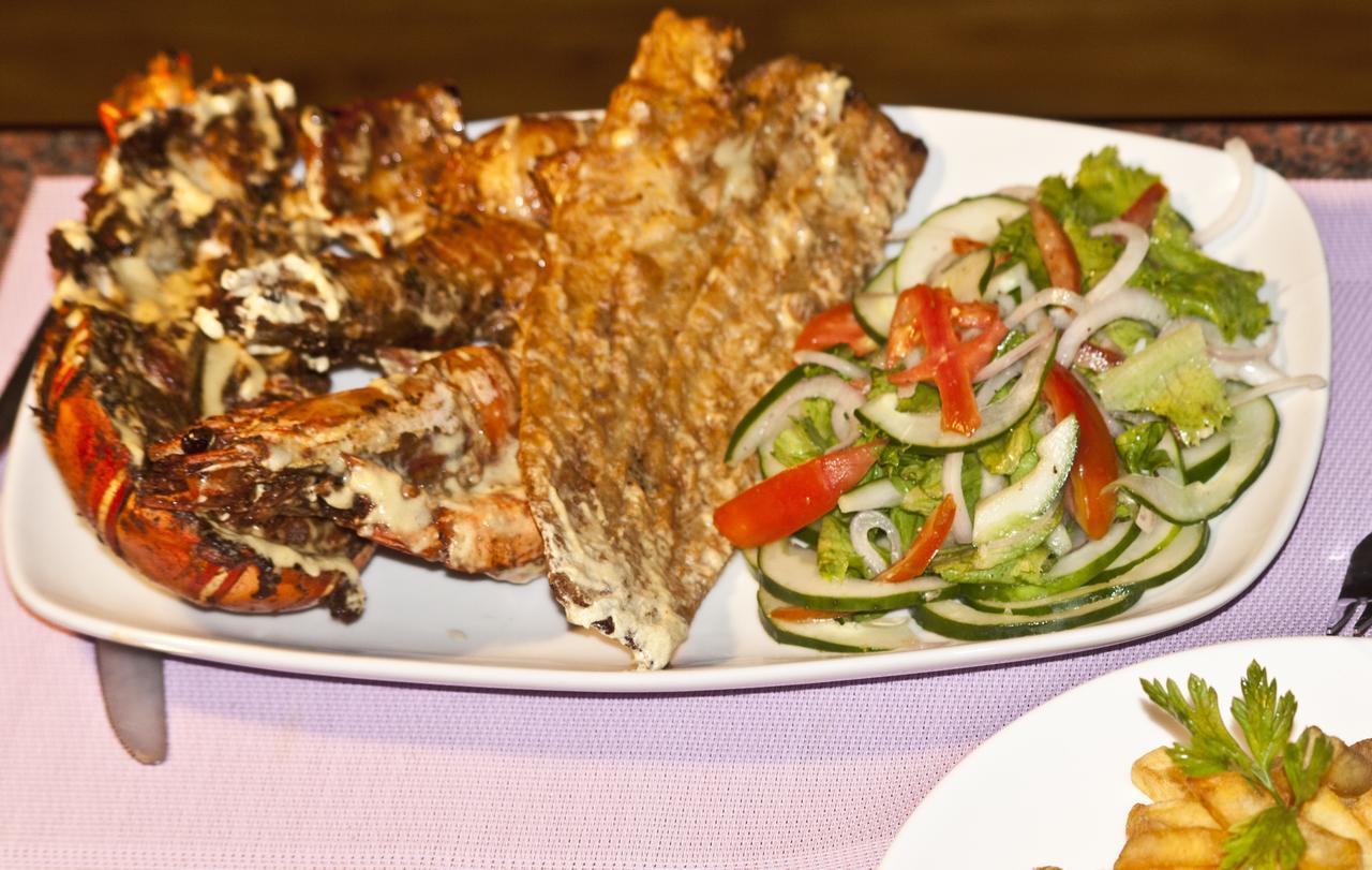 Grand Star Hotel North Legon Esterno foto