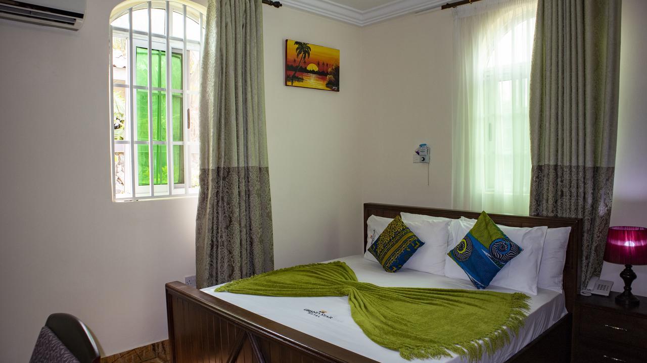 Grand Star Hotel North Legon Esterno foto