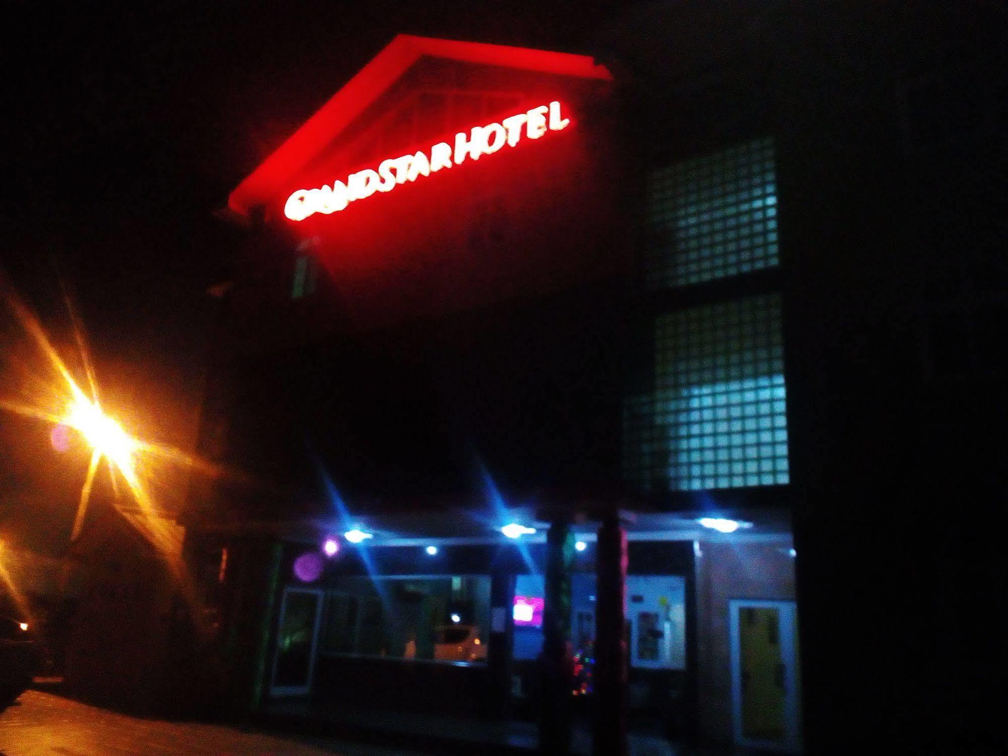 Grand Star Hotel North Legon Esterno foto