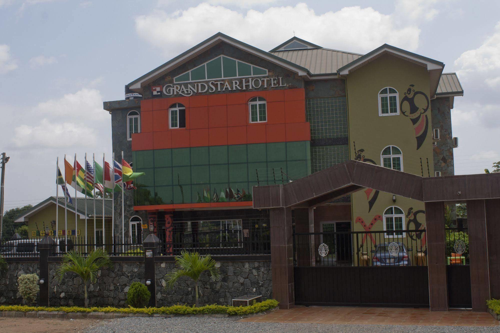 Grand Star Hotel North Legon Esterno foto