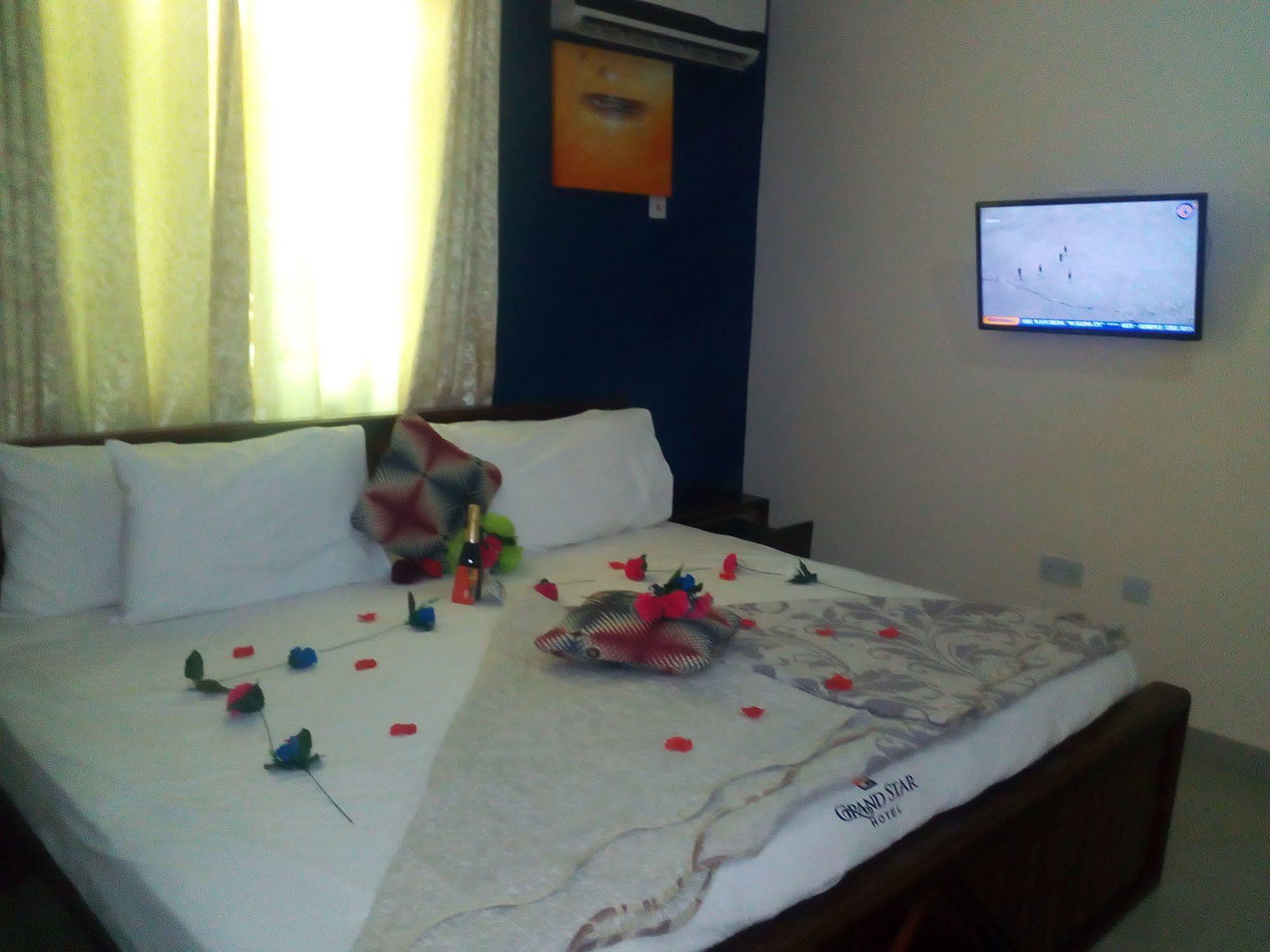 Grand Star Hotel North Legon Esterno foto